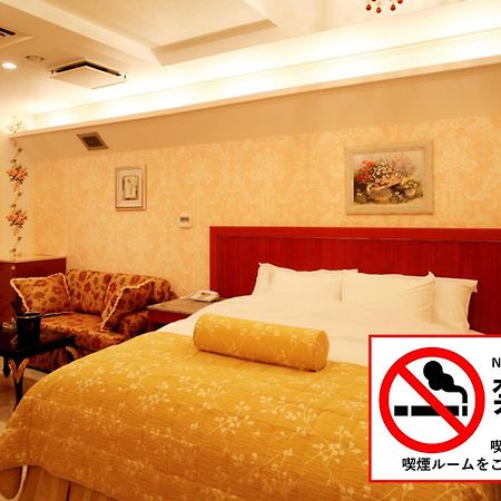 فندق Meguro Emperor (Adults Only) طوكيو المظهر الخارجي الصورة