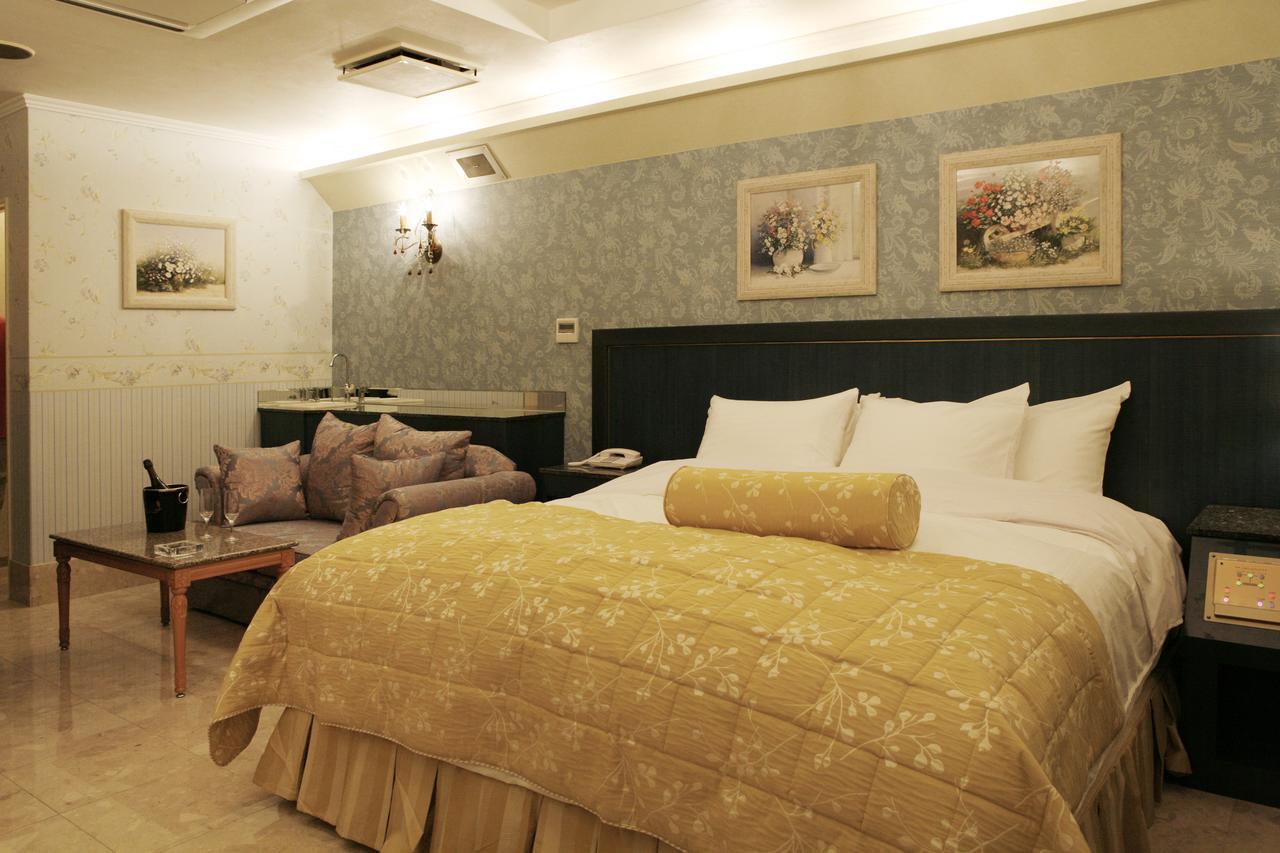 فندق Meguro Emperor (Adults Only) طوكيو الغرفة الصورة